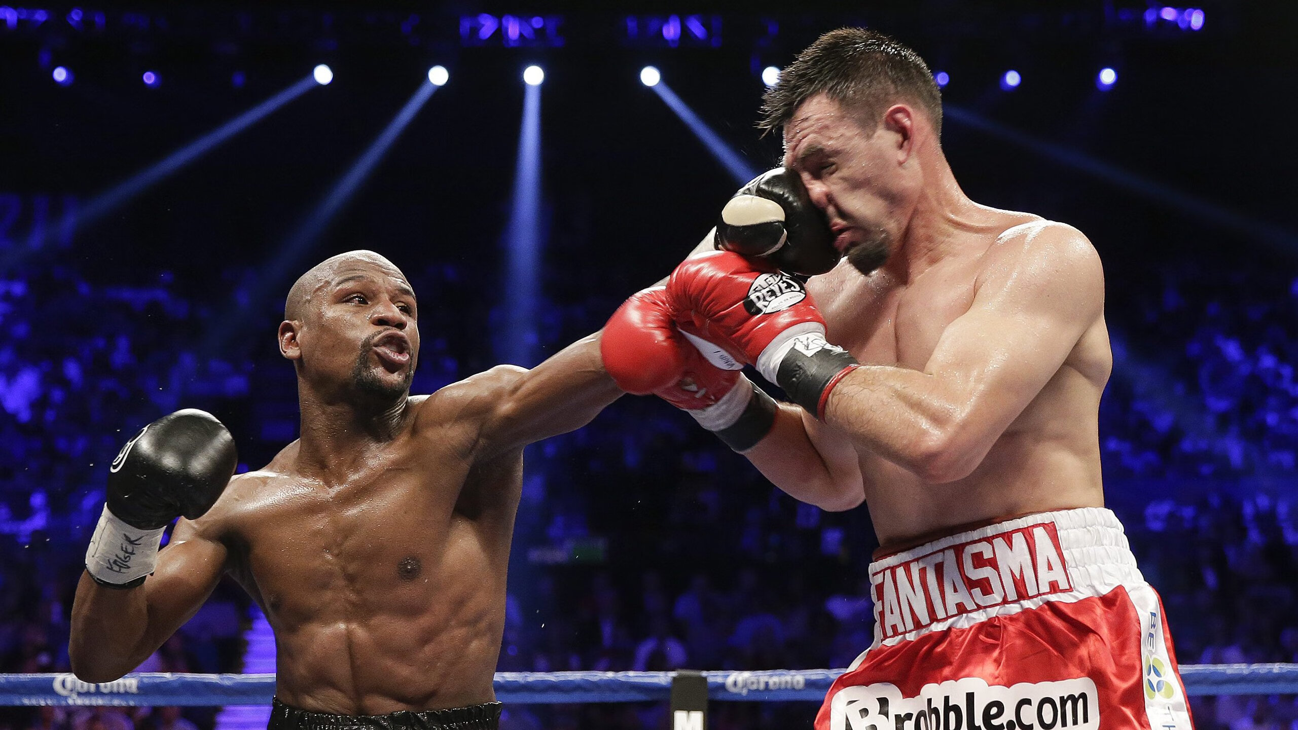 刻苦耐劳:球队的幕后训练日常,足坛训练刻苦球星